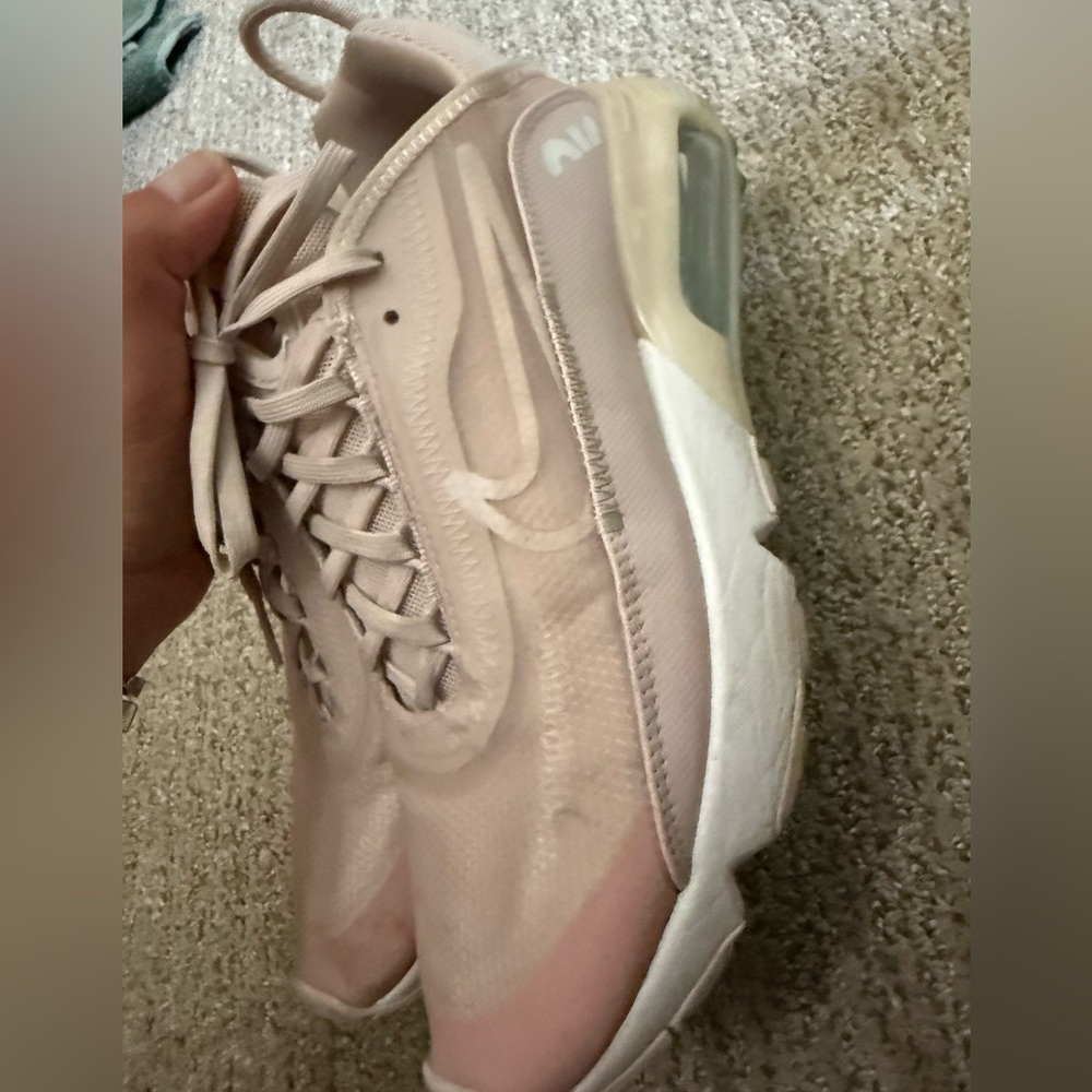 Babe pink Nike